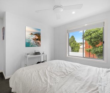 2/183 Teralba Road, Adamstown - Photo 3