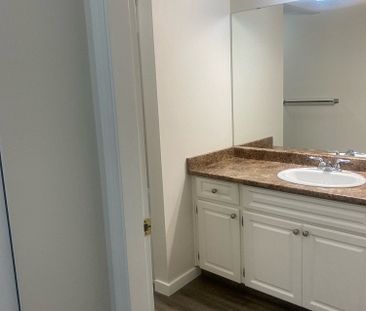 KATHARINE APARTMENTS 2BD / 1BA - Photo 4