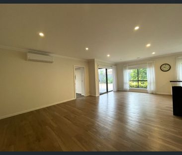 An Entertainers Dream - Photo 1