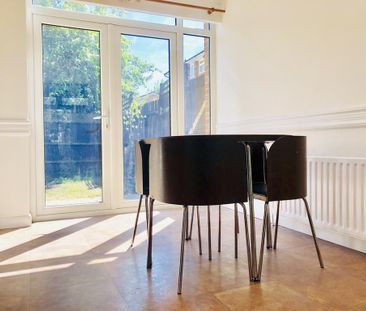 2 bedroom semi-detached house to rent - Photo 3