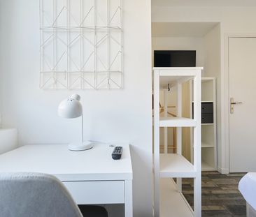 DESCHODT C Roommate 4 Bedrooms at Lille - Photo 1