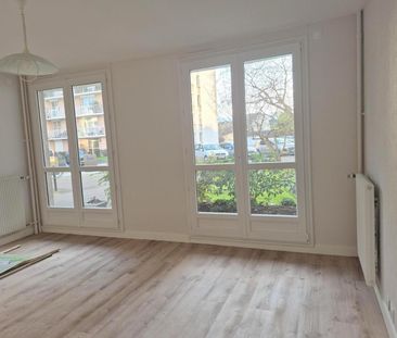 Location Appartement 1 pièce 37m² LA RICHE 37520 - Photo 4