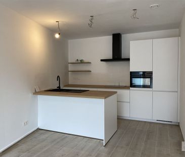 Appartement met 1-slaapkamer, ruim terras en parkeerplaats - Photo 4