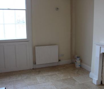 1 bedroom semi-detached house to rent - Photo 5