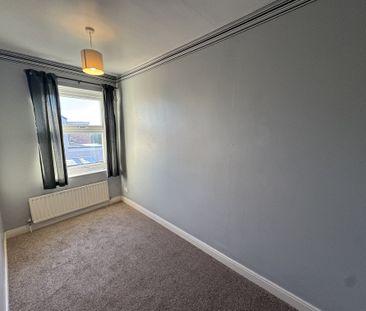 St. Johns Road, Sheffield, Laughton - Photo 4