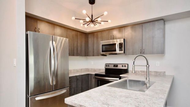 For Lease - 299 Cundles Road Unit# 405, Barrie, Ontario - Photo 1