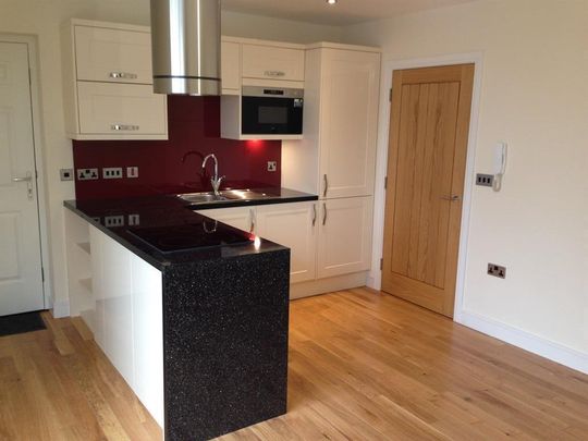 Blenheim Road - Photo 1