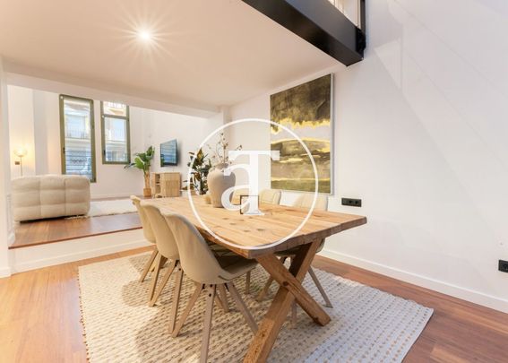 Loft-style duplex apartment for monthly rental with 1 bedroom and 2 bathrooms, plus storage room in Ventas - Photo 1