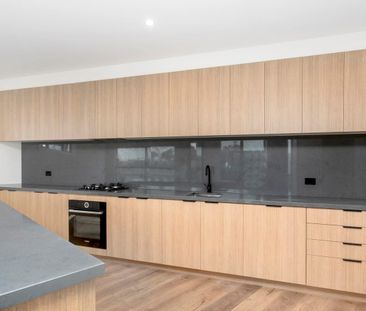 Modern Comfort! - Photo 4