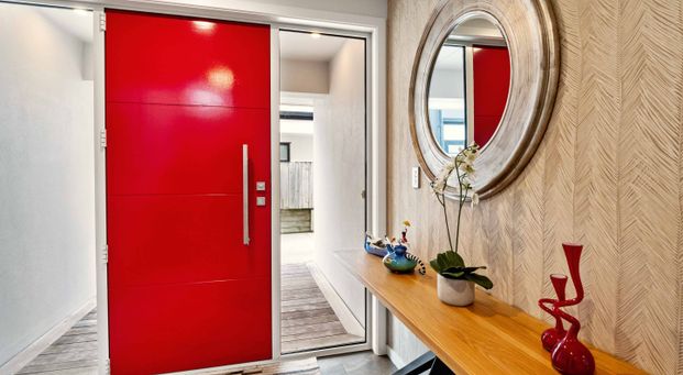 Premium beachside living on sought-after Karewa Parade - Photo 1