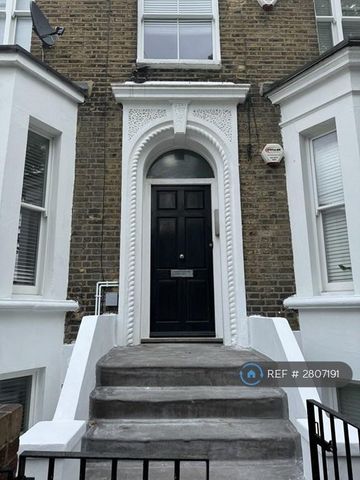 1 bedroom penthouse to rent - Photo 5