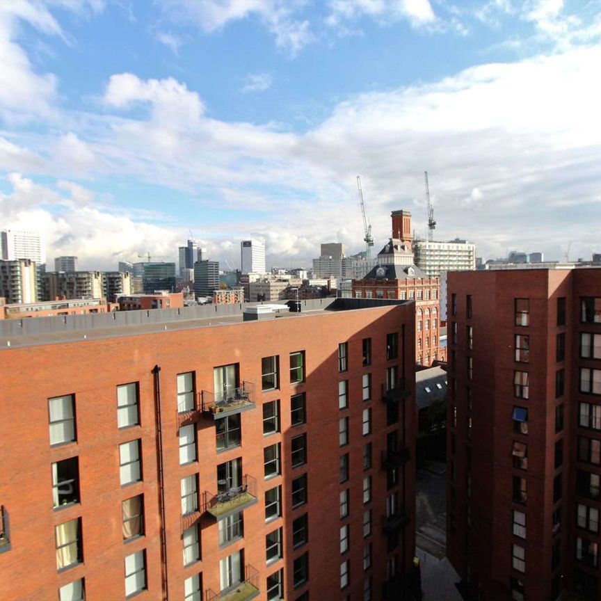 Fully Furnished 10th Floor Two Bedroom Apartment in the Alto development. Occupants will be sure to enjoy, a spacious and beautifully presented property. - Photo 1