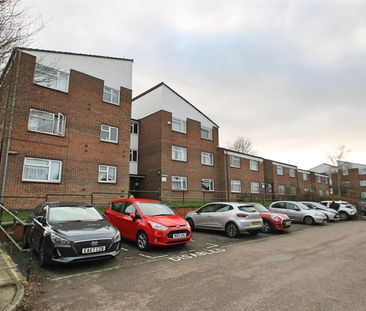 1 bed flat to rent in Vega Road, Bushey, WD23 - Photo 5