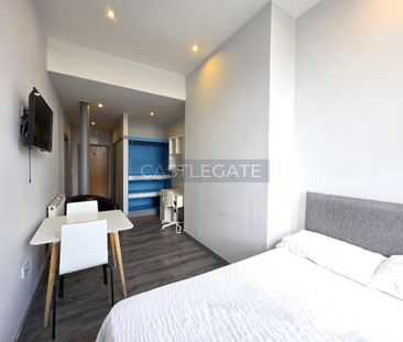 Studio to rent - Photo 2