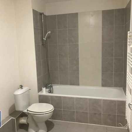Location Appartement 1 pièce 34m² ARLES 13200 - Photo 4