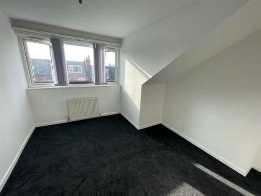 Conway Avenue, Leeds - Photo 1