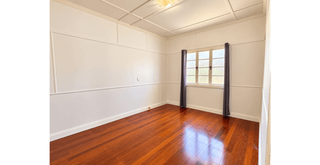Great Location, Charming Home! - Photo 4