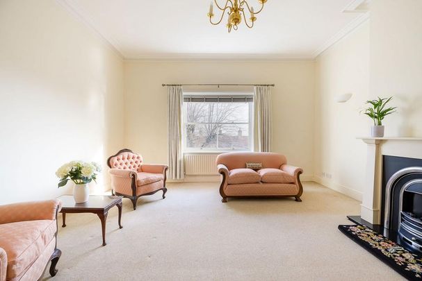 3 bedroom semi-detached house to rent - Photo 1