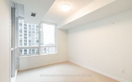 For Lease - 33 Bay Street Unit# 2707, Toronto, Ontario - Photo 3