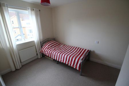 4 bedroom terraced house to rent - Photo 3