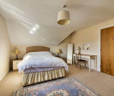 Bingham Close, Cirencester, GL7 - Photo 5