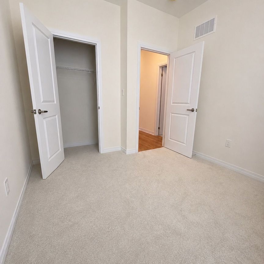 For Lease - 27 Tay Lane, Richmond Hill, Ontario - Photo 1