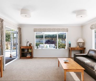 Welcome Bay Immaculate Home - Welcome Bay - Photo 6