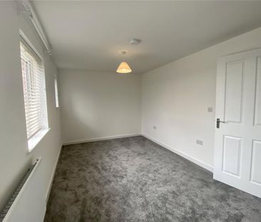 3 bedroom semi-detached house to rent - Photo 6