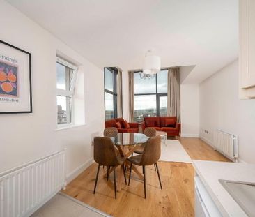 902 College Central, Belfast, BT1 6BD - Photo 2