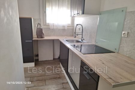 Location Appartement 2 pièces 38m² TOULON 83000 - Photo 4