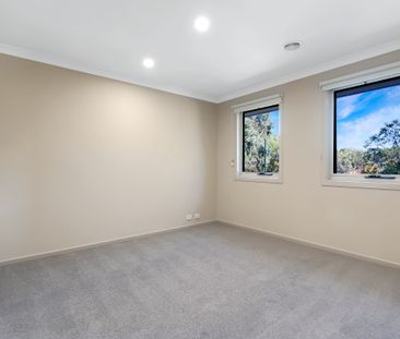 1 Stanhope Place, Pakenham VIC 3810 - House For Rent | Domain - Photo 2