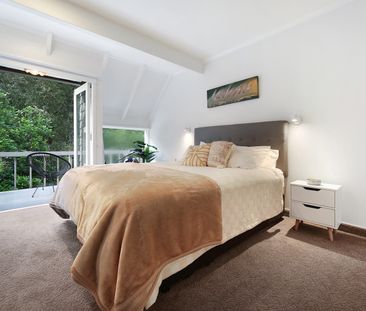 Rare Family Sanctuary in Nature - Photo 2