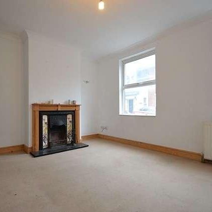 Bedroom Ground Floor Maisonette In Godalming, GU7 - Photo 1