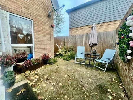 Frederick Talbot Close, Soham, CB7 - Photo 4