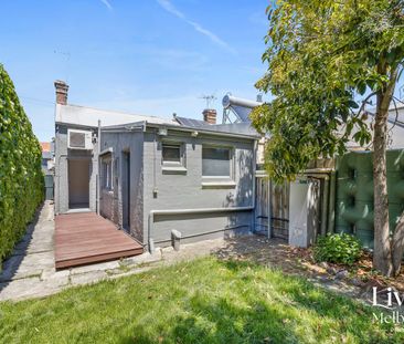 Character, Charm & Inner-City Convenience - Photo 3