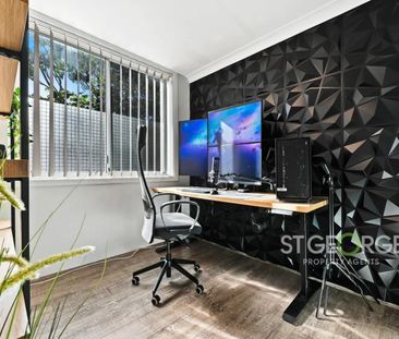 Minutes to Shops and Station in a Sought-After Locale - Photo 6