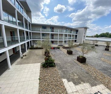 2 bedroom apartment to rent - Photo 3