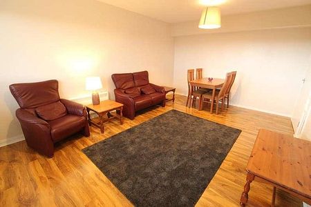 Thistle Court, Aberdeen, AB10 - Photo 2