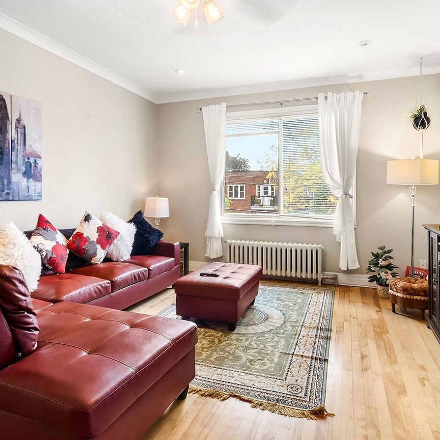 4845 Av. Rosedale - Photo 1