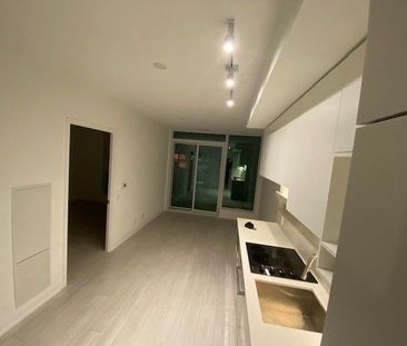 For Lease - 5 Buttermill Avenue Unit# 802, Vaughan, Ontario - Photo 1