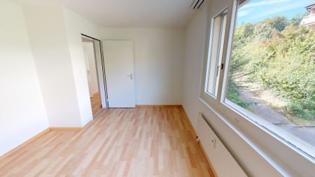 Grosszügige 4.5-Zimmer-Wohnung an ruhiger Lage - Foto 4