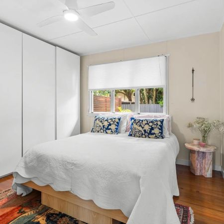 Entertainer's Dream with Seamless Indoor-Outdoor Living - Photo 5