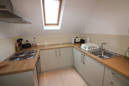 Laverton Court, Leamington Spa, CV32 - Photo 3