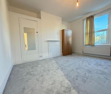 4 bedroom terraced house to rent - Photo 4
