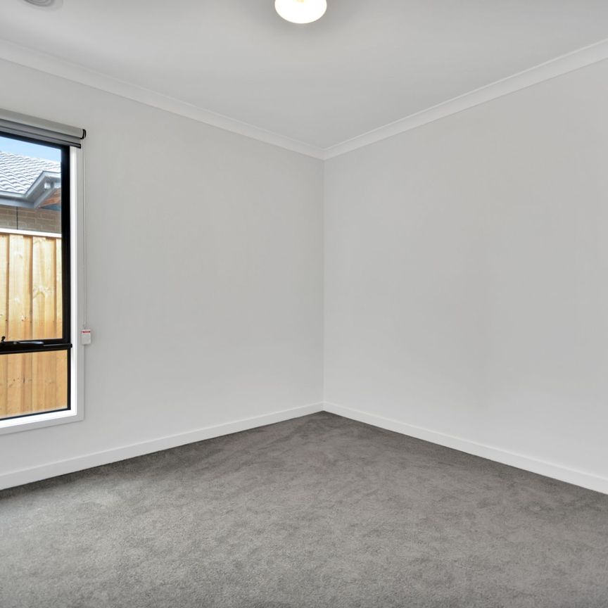 1 Supple Street, Werribee - Photo 1