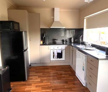 Spacious Two level Townhouse! - Photo 4