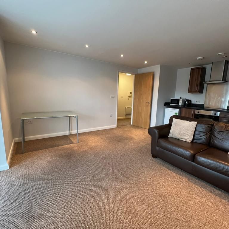 1 bedroom flat to rent - Photo 1