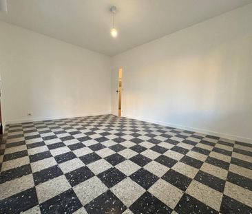 Location Appartement 3 pièces 62m² NICE 06200 - Photo 6