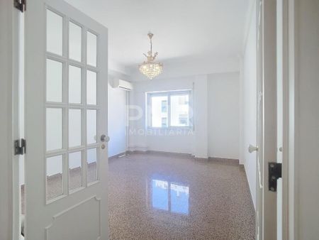 Apartamento T2 em Lisboa - Foto 2