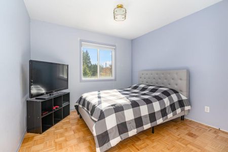 House on Acreage - Photo 4